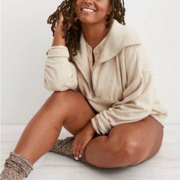 Aerie Down To Earth Quarter Zip Sweatshirt - Picture 2 of 9